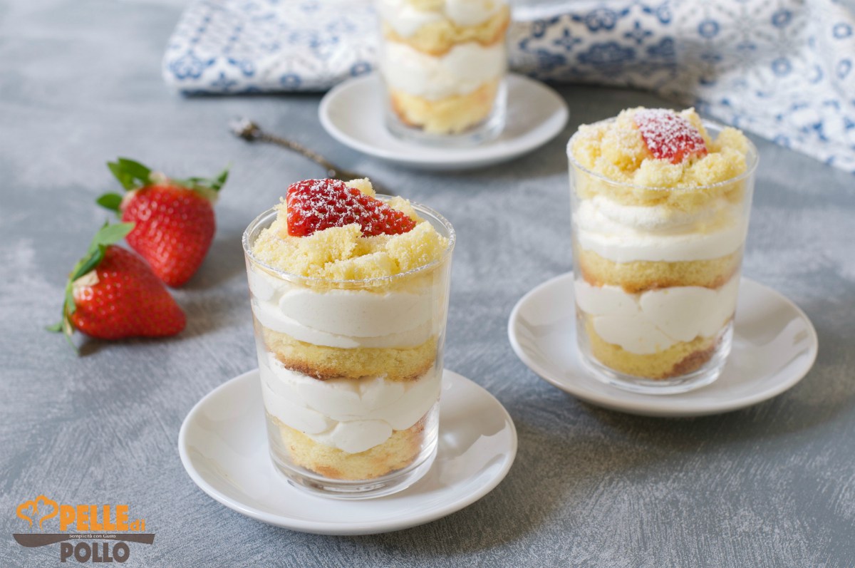 Torta mimosa al mascarpone nel bicchiere