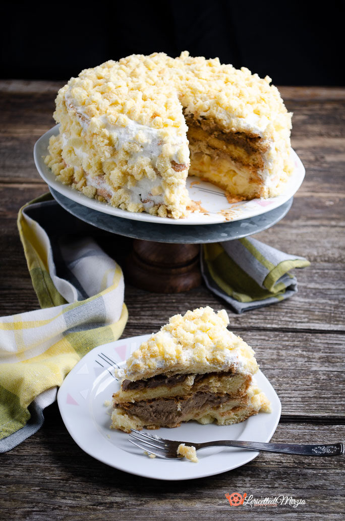 Torta mimosa con crema al caffè