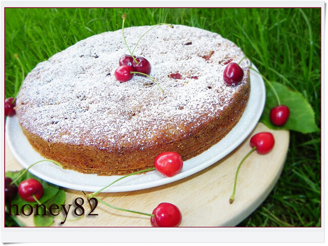 Torta morbida alle ciliegie