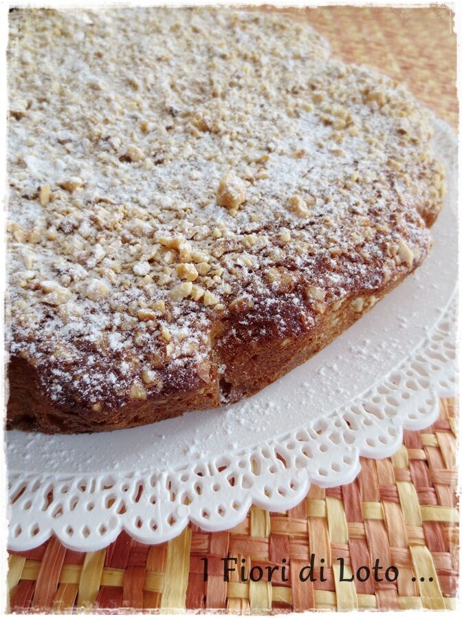 Torta morbida alle nocciole senza burro