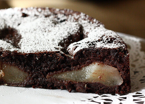 Torta morbida pere e cioccolato