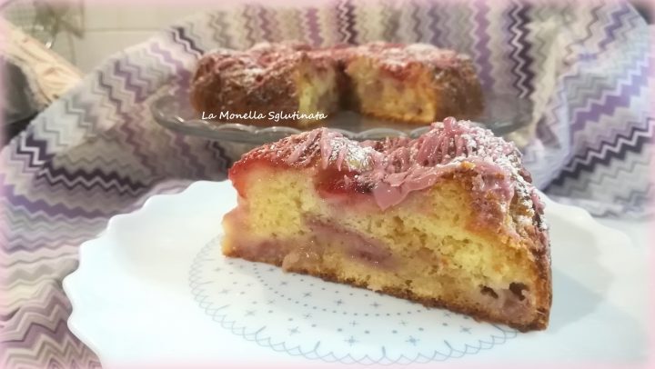 Torta morbida ricotta e fragole senza glutine