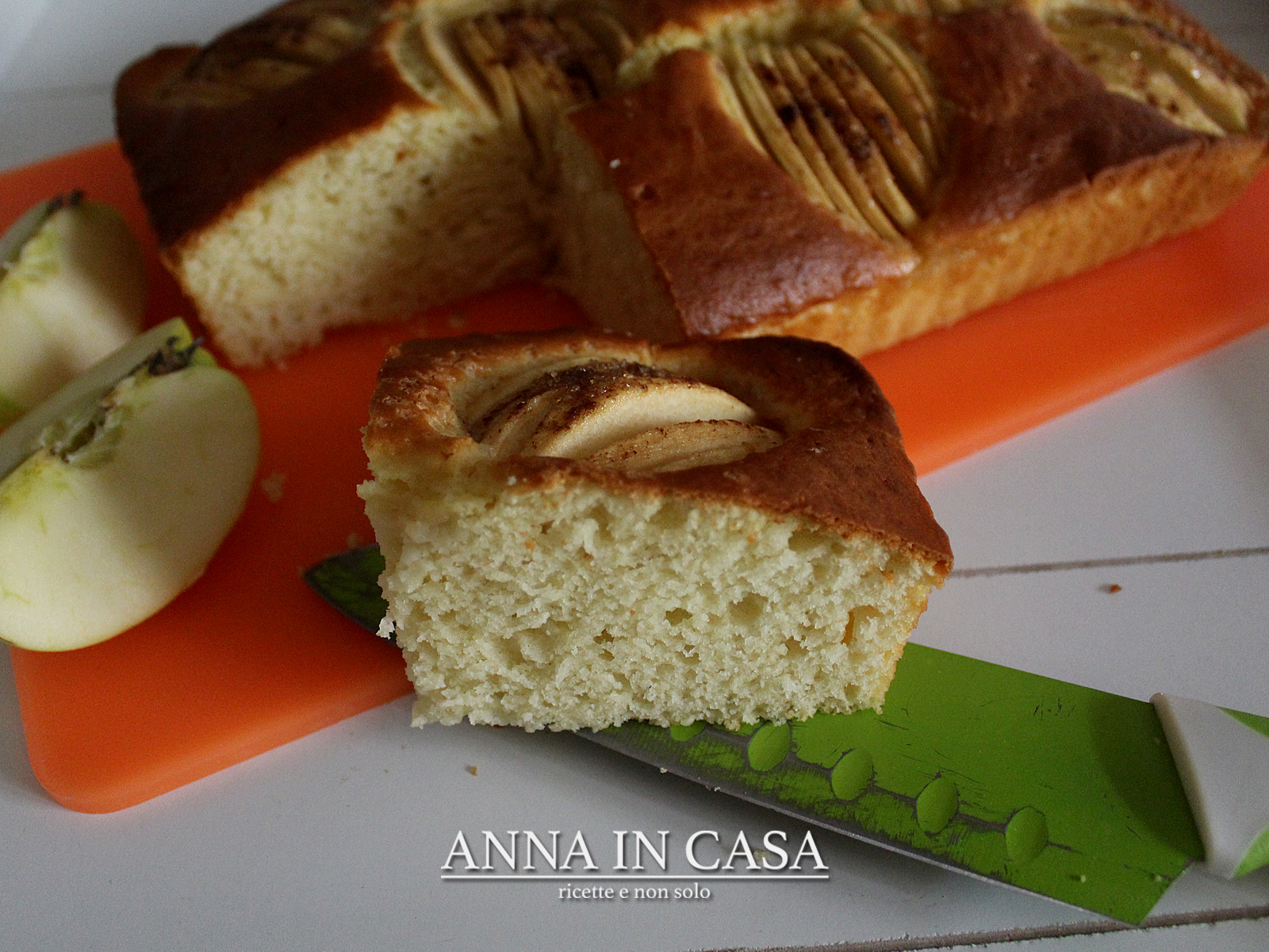 Torta morbida ricotta e mele