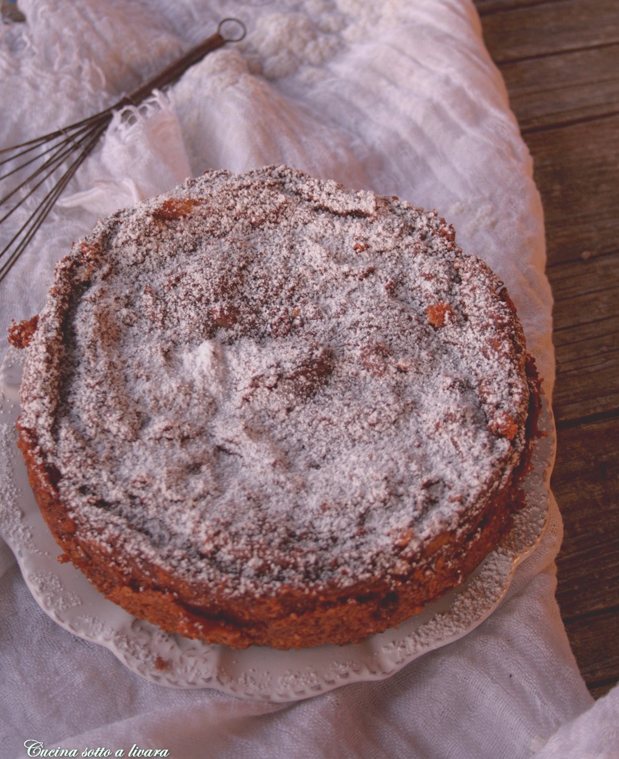 TORTA MORBIDA SENZA UOVA , CON POLENTA E BEVANDA DI SOIA
