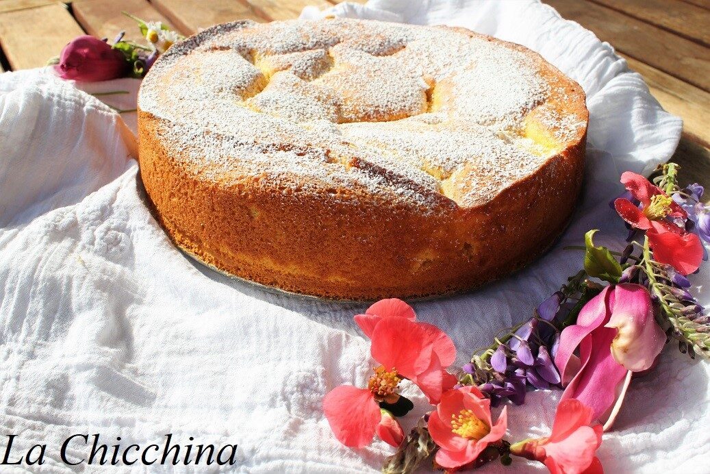 Torta nua alla crema