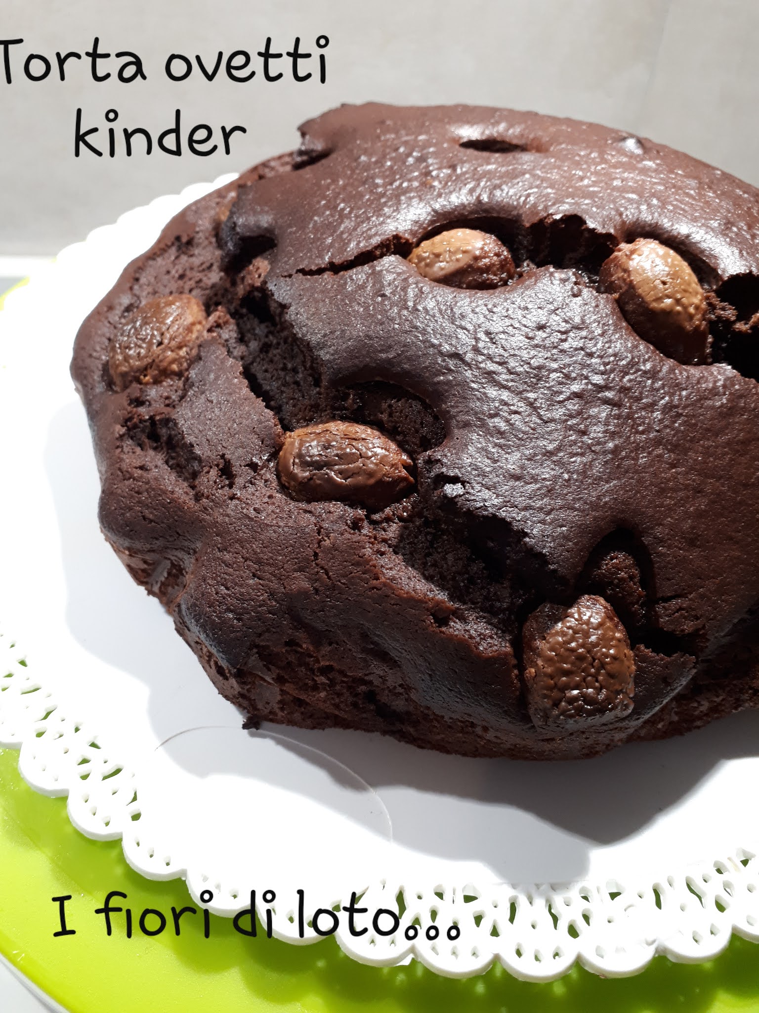 Torta ovetti kinder al cioccolato