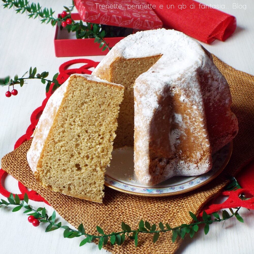 Torta pandoro veloce al caffelatte