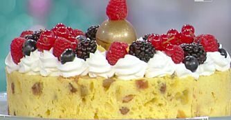 Torta panettone al cioccolato e arancio di sal de riso da dolci dopo il tiggì