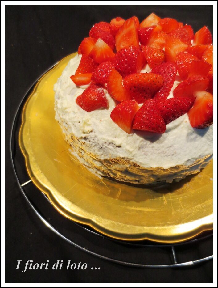 Torta panna e fragole