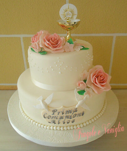 Torta prima comunione con rose e calice