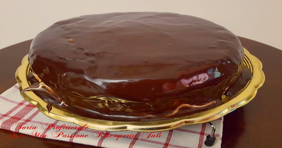 Torta profiterole