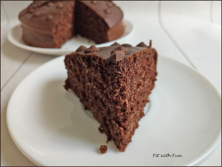 Torta proteica cioccolato e liquirizia