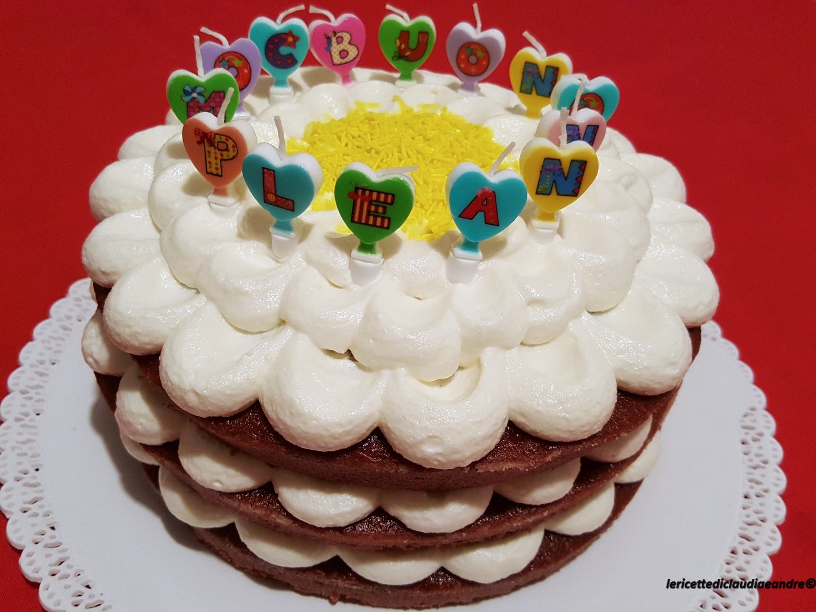Torta Red Velvet con crema al mascarpone e latte condensato