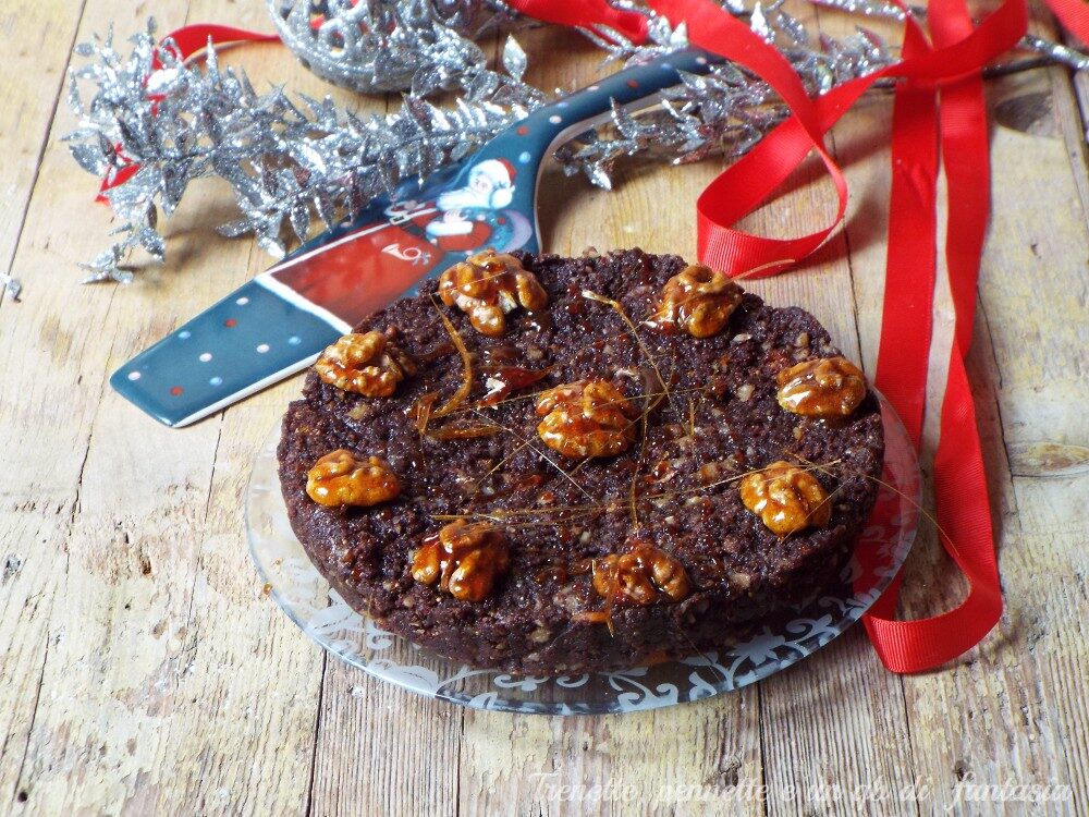 Torta riciclo senza cottura con frutta secca