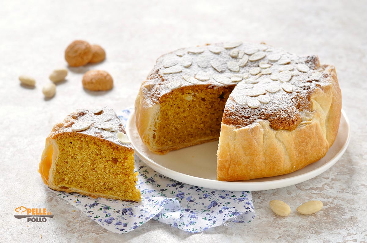 Torta russa di verona con mandorle e amaretti