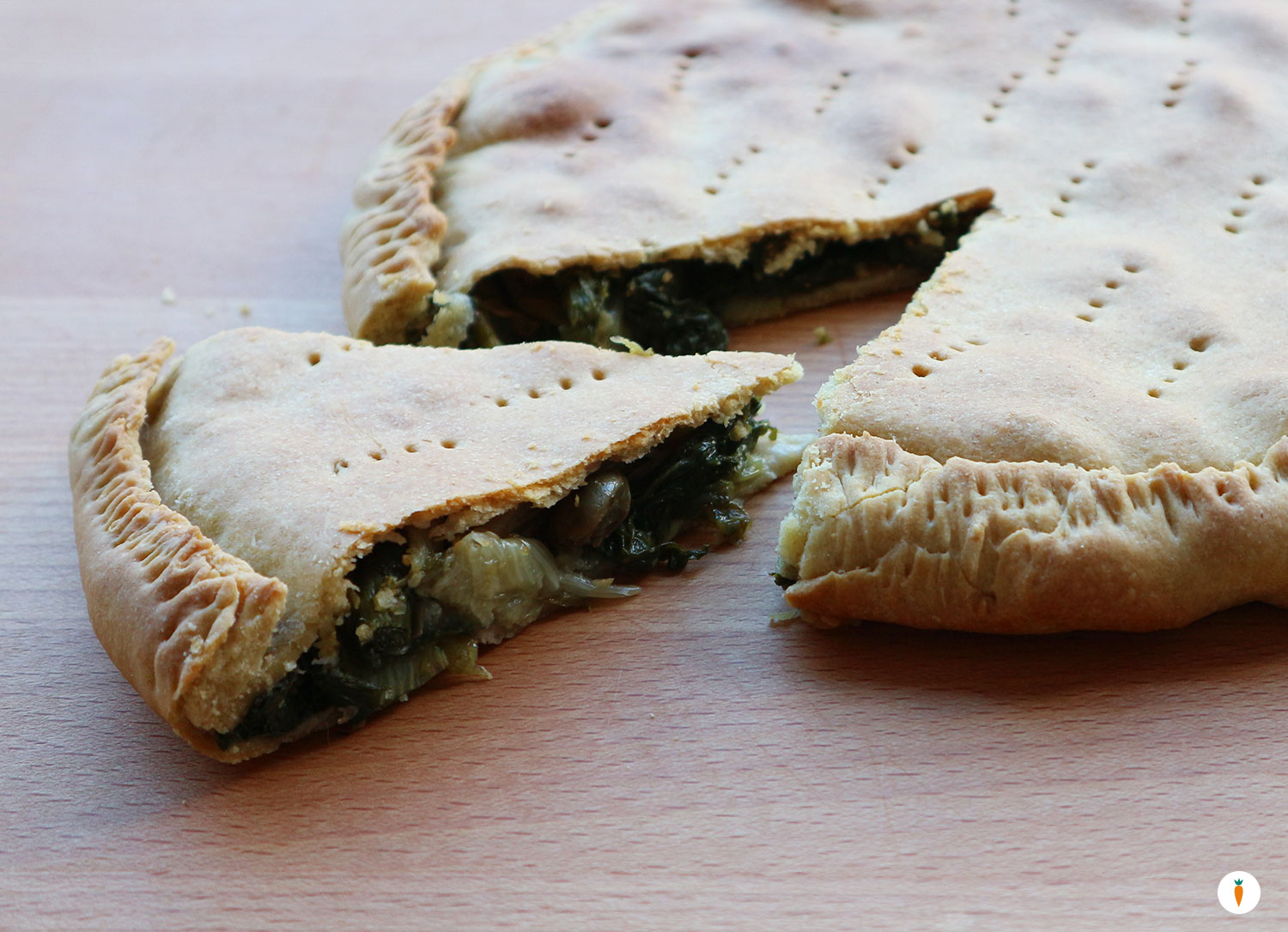 Torta rustica con scarola e capperi