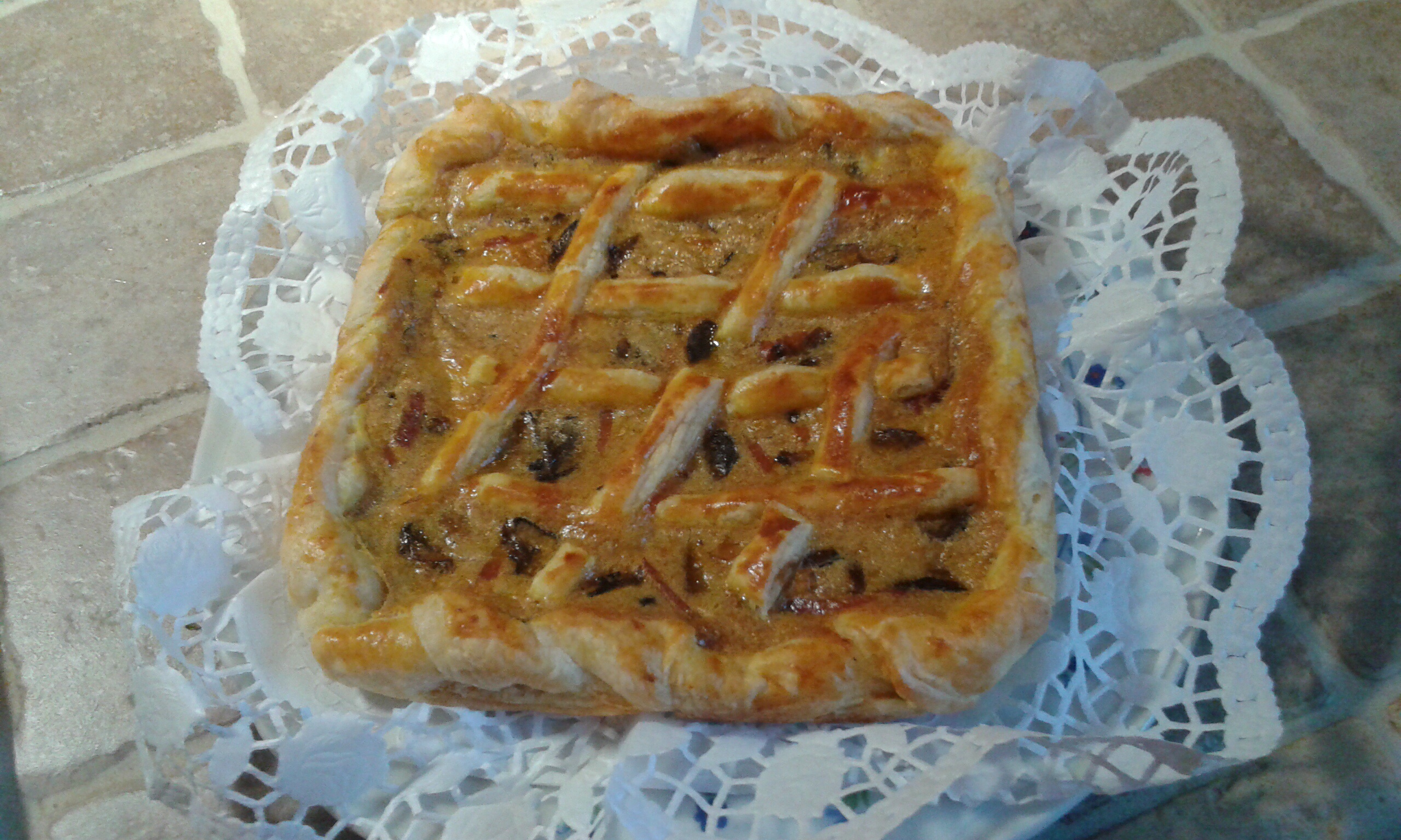 Torta rustica con speck e funghi