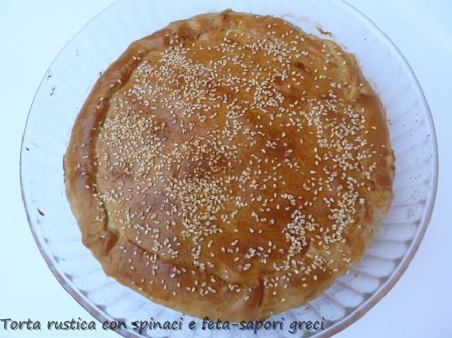 Torta rustica con spinaci e feta
