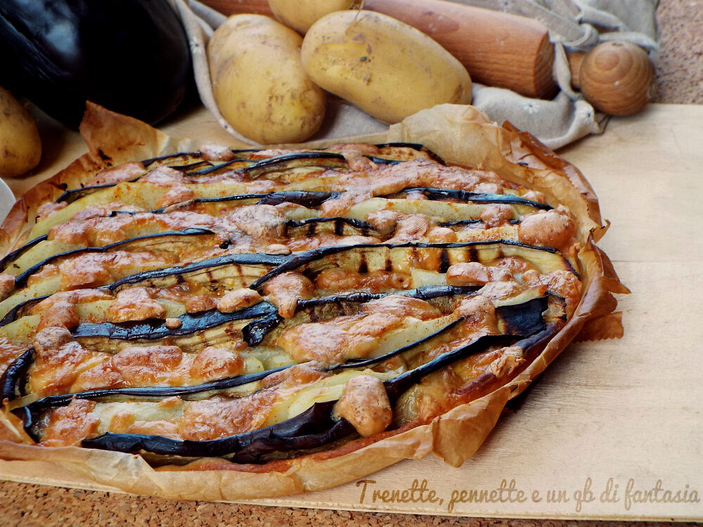 Torta rustica di melanzane, patate e scamorza