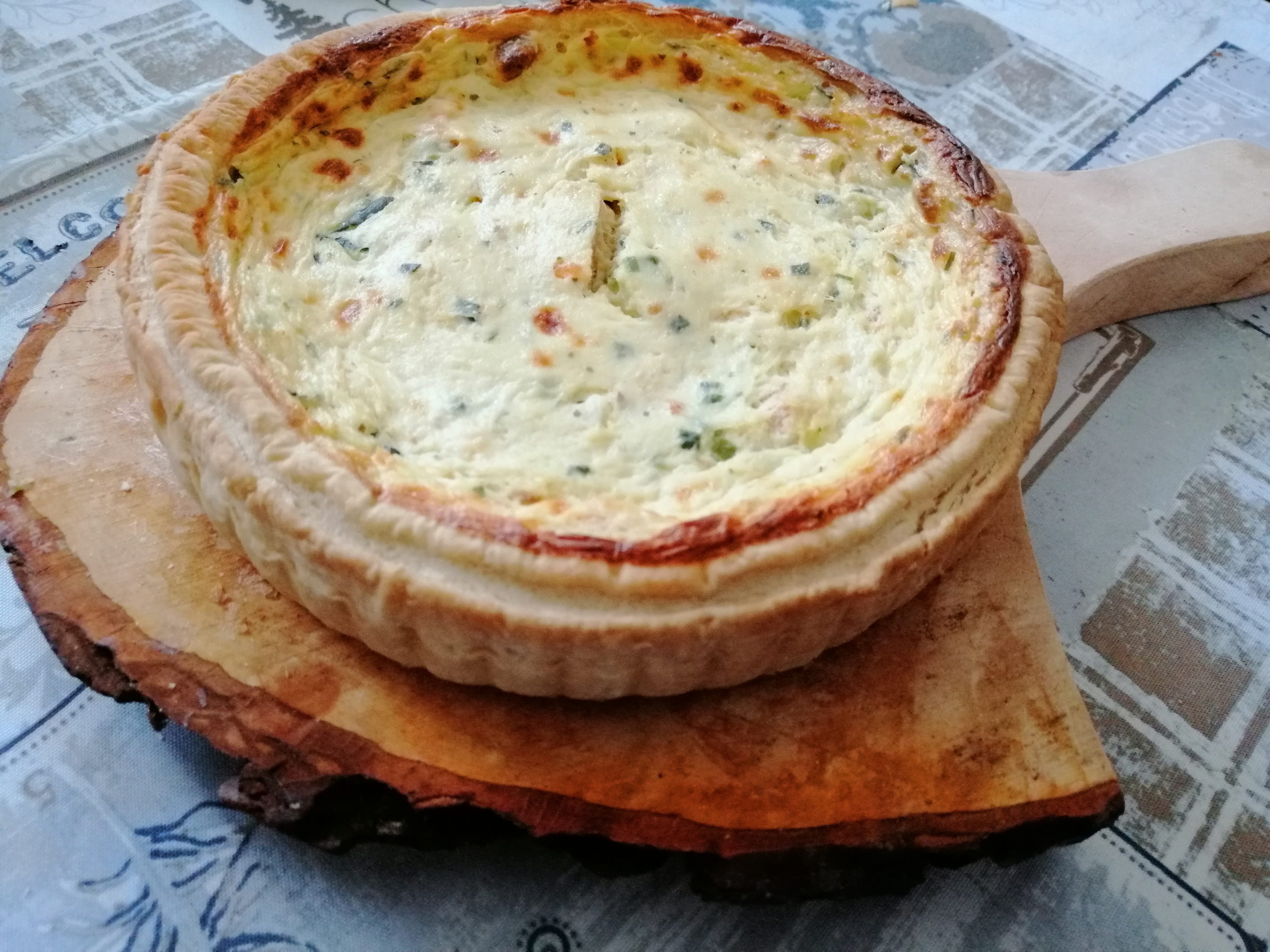 Torta salata al salmone