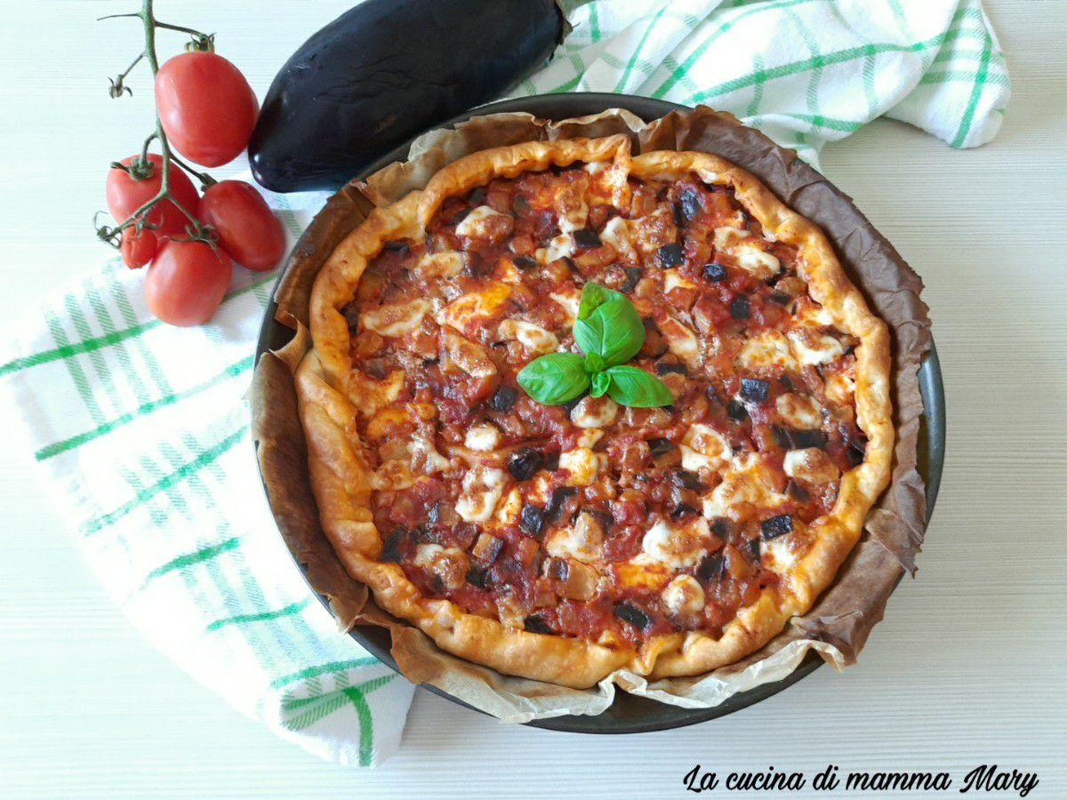 Torta salata alla parmigiana di melanzane