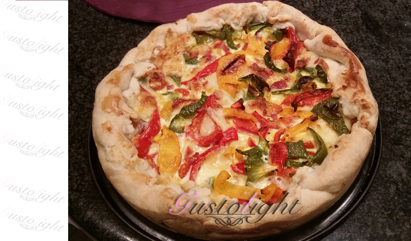Torta salata allo yogurt con ricotta e peperoni