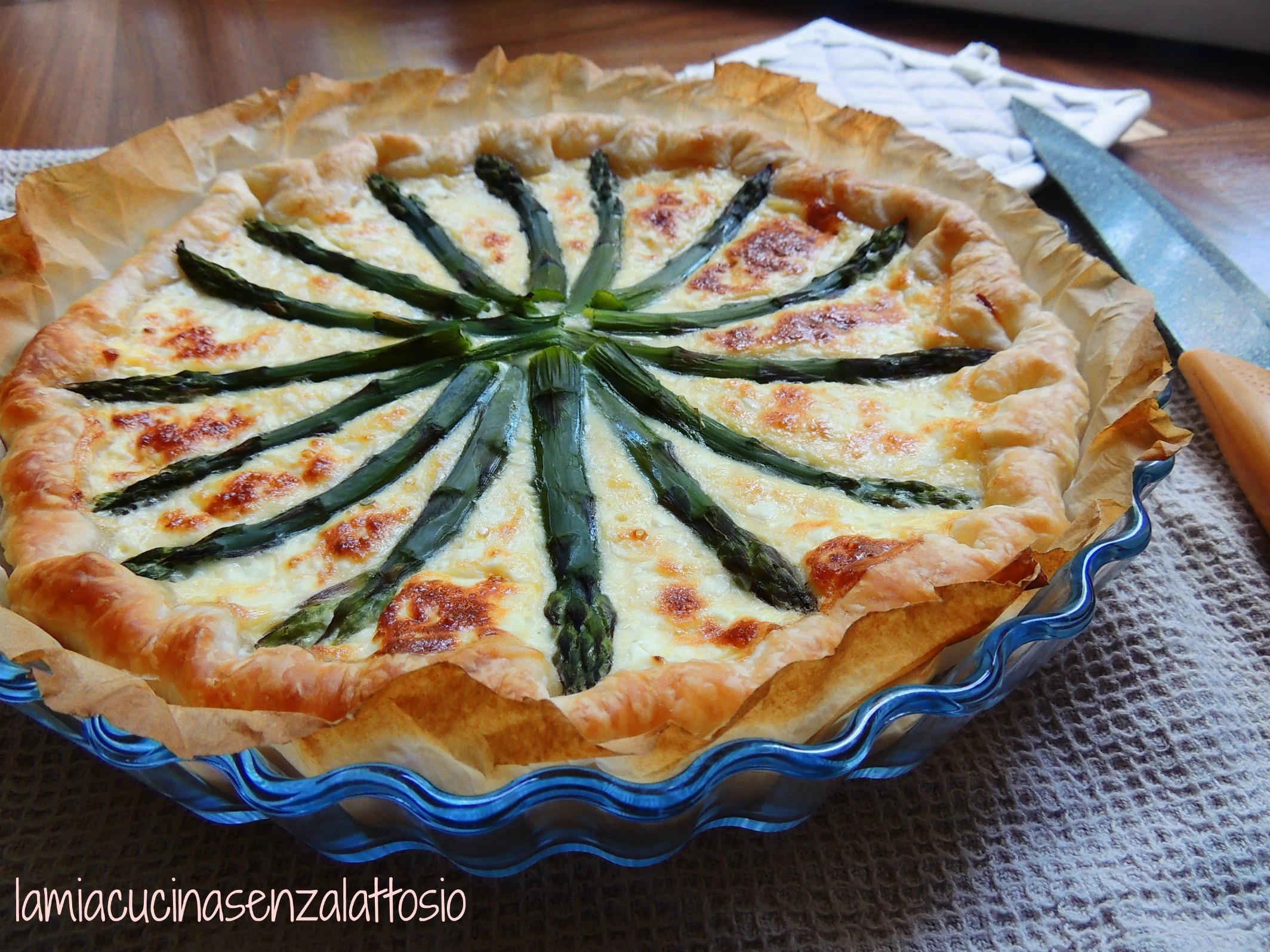 Torta salata asparagi e jocca
