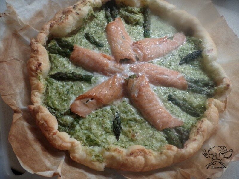 Torta salata asparagi e salmone