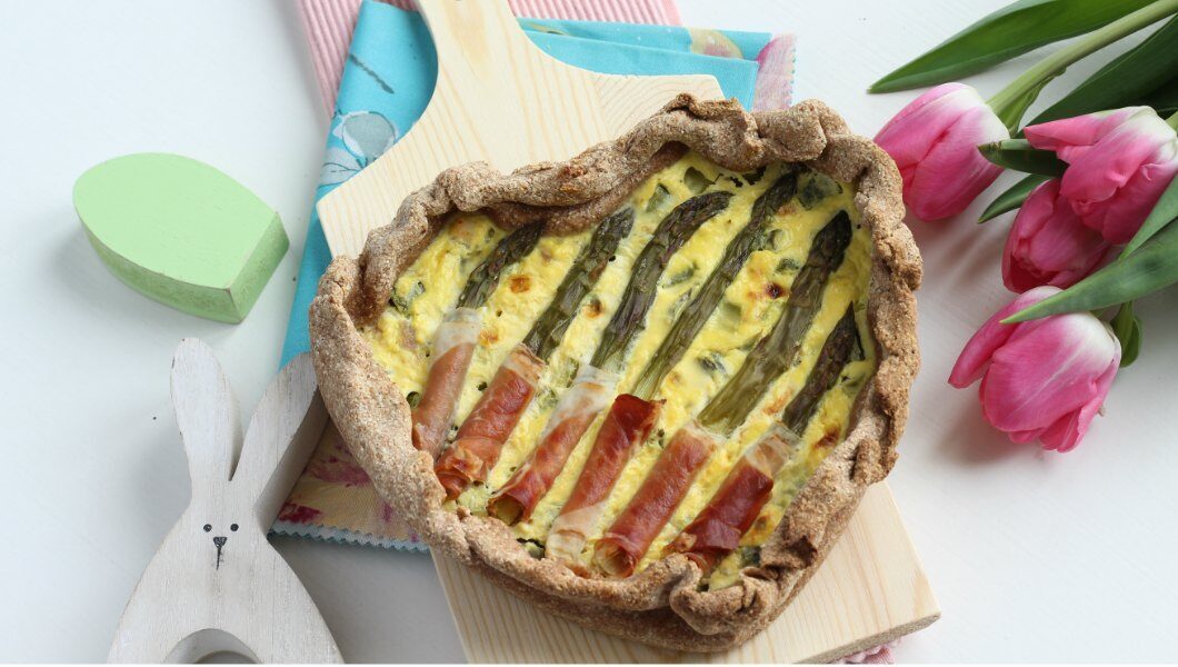 Torta salata asparagi e speck