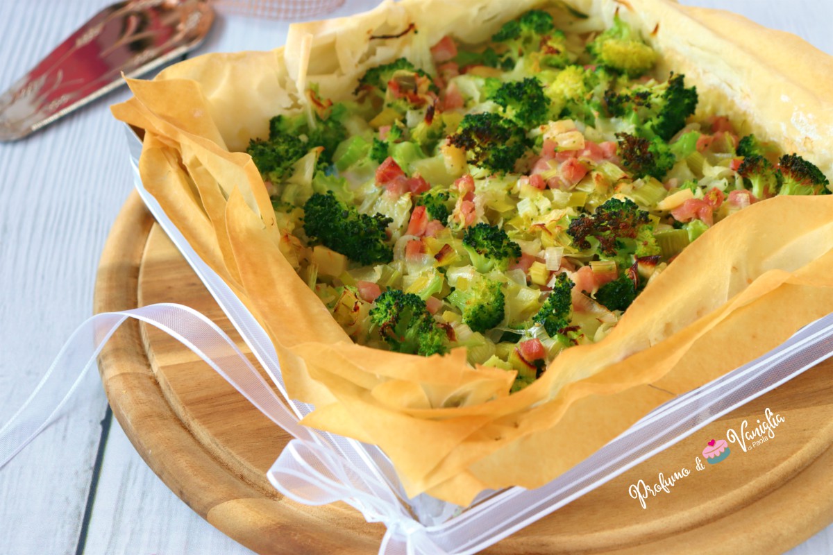 Torta salata con broccoli e prosciutto cotto