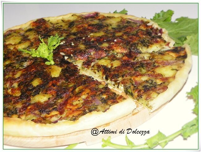 Torta salata con cime di rapa e patate