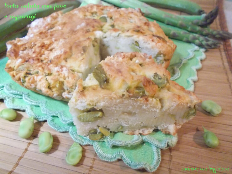 Torta salata con fave e asparagi
