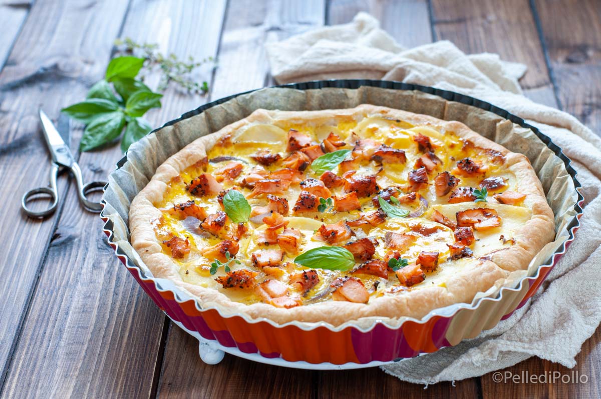 Torta salata con salmone e patate