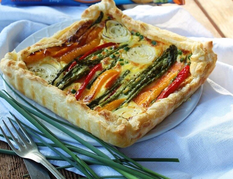 Torta salata con stracchino e verdure