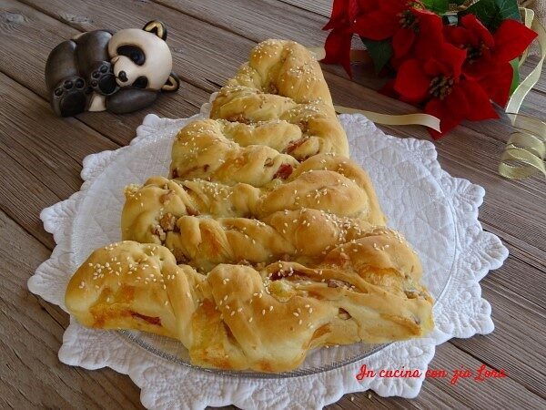 Torta salata natale 2020 gustosissima