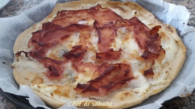 Torta salata prosciutto cotto e gorgonzola