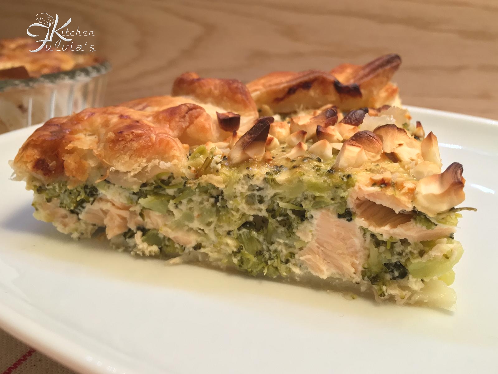 Torta salata salmone e broccoli