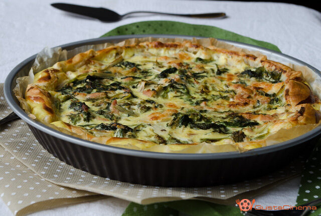 Torta salata scarola e tonno