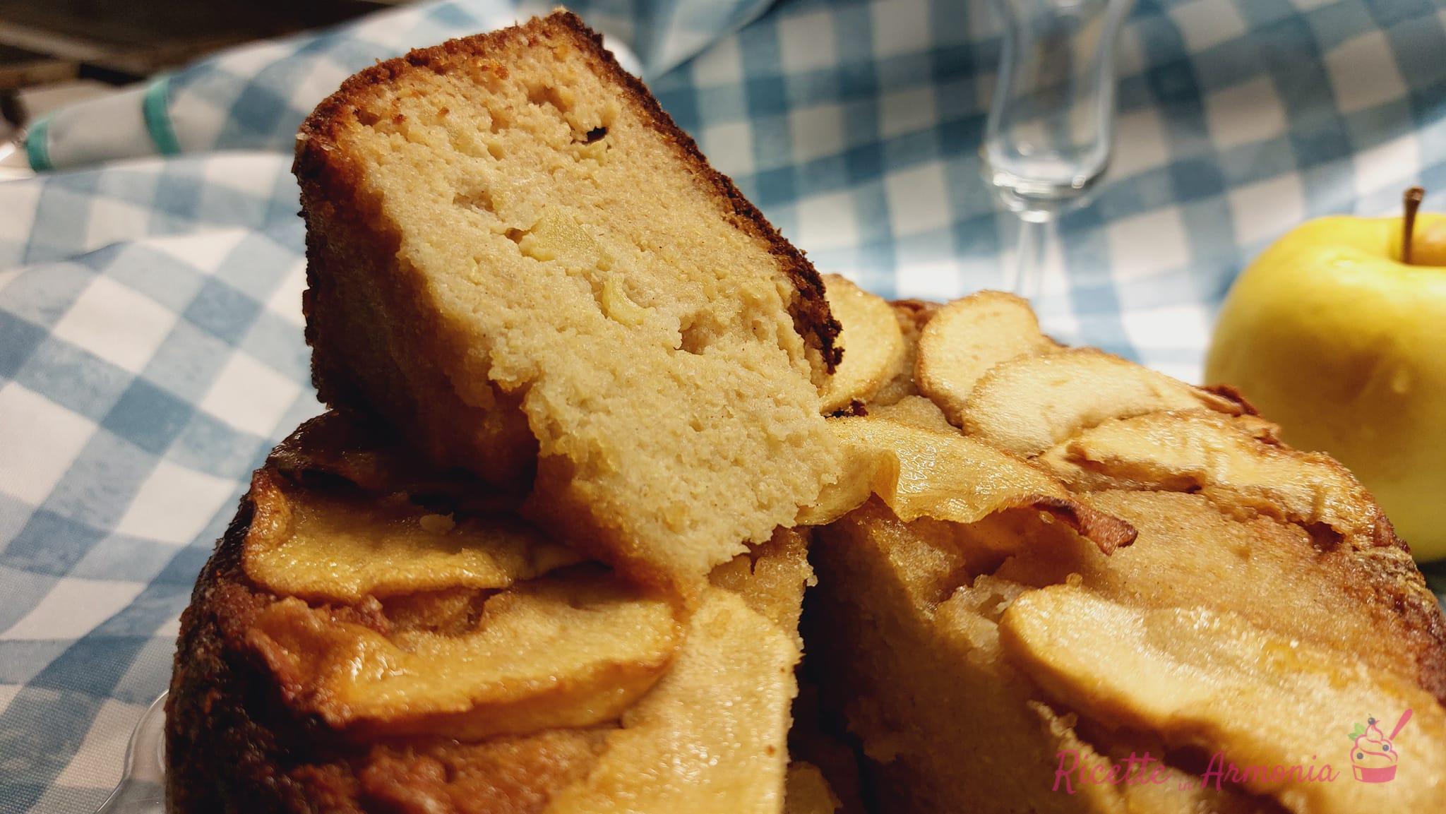 Torta Salutare di Quinoa con Mela e Cannella