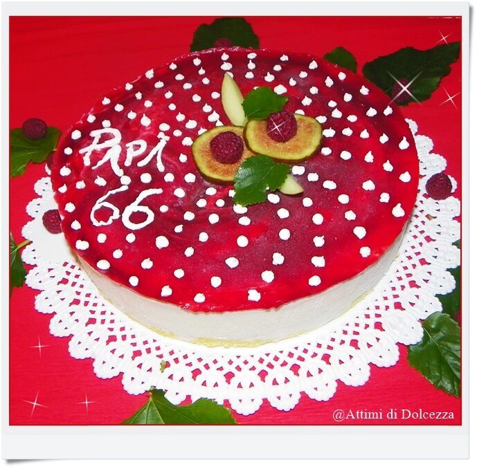 Torta semifreddo di latte e lamponi