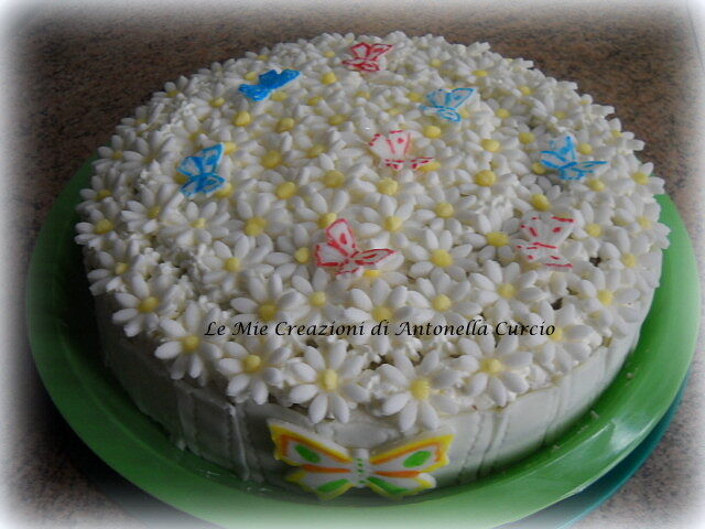 TORTA SENZA GLUTINE CON CREMA CHANTILLY