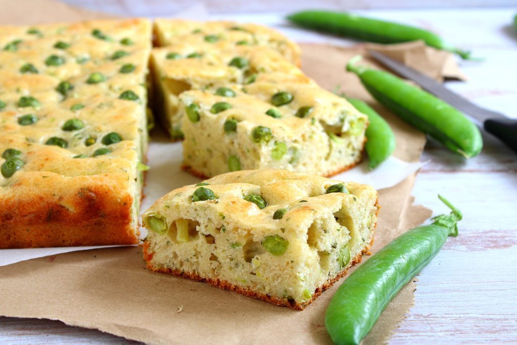 Torta sette vasetti salata con piselli pecorino e menta