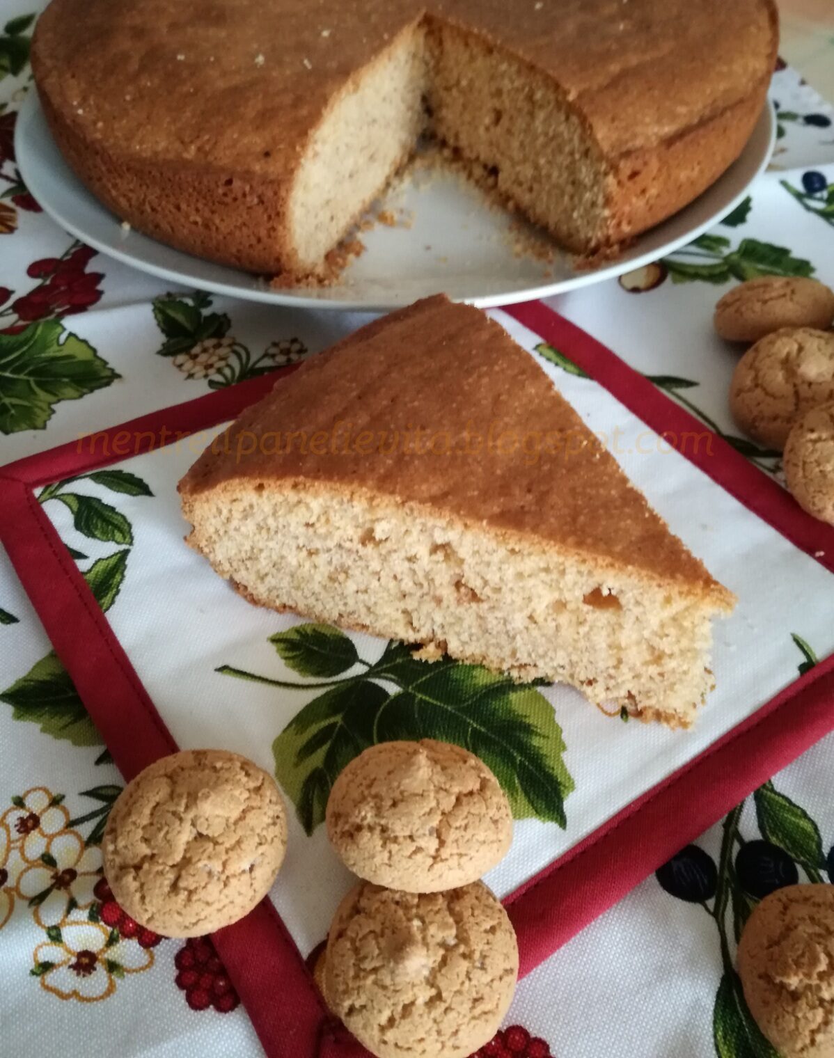 Torta soffice agli amaretti