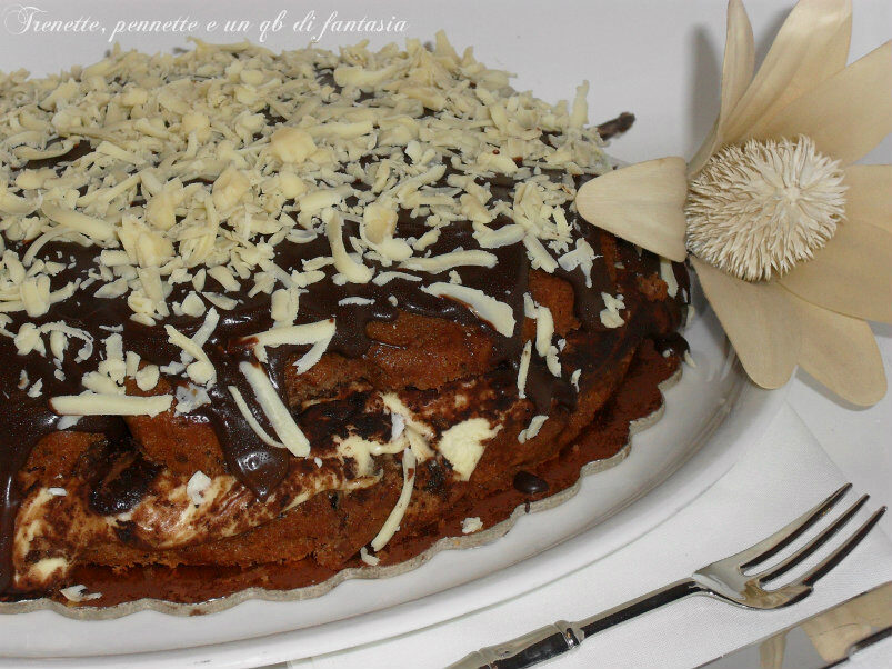 Torta soffice al cioccolato con crema tiramisu’ e nutella tre..