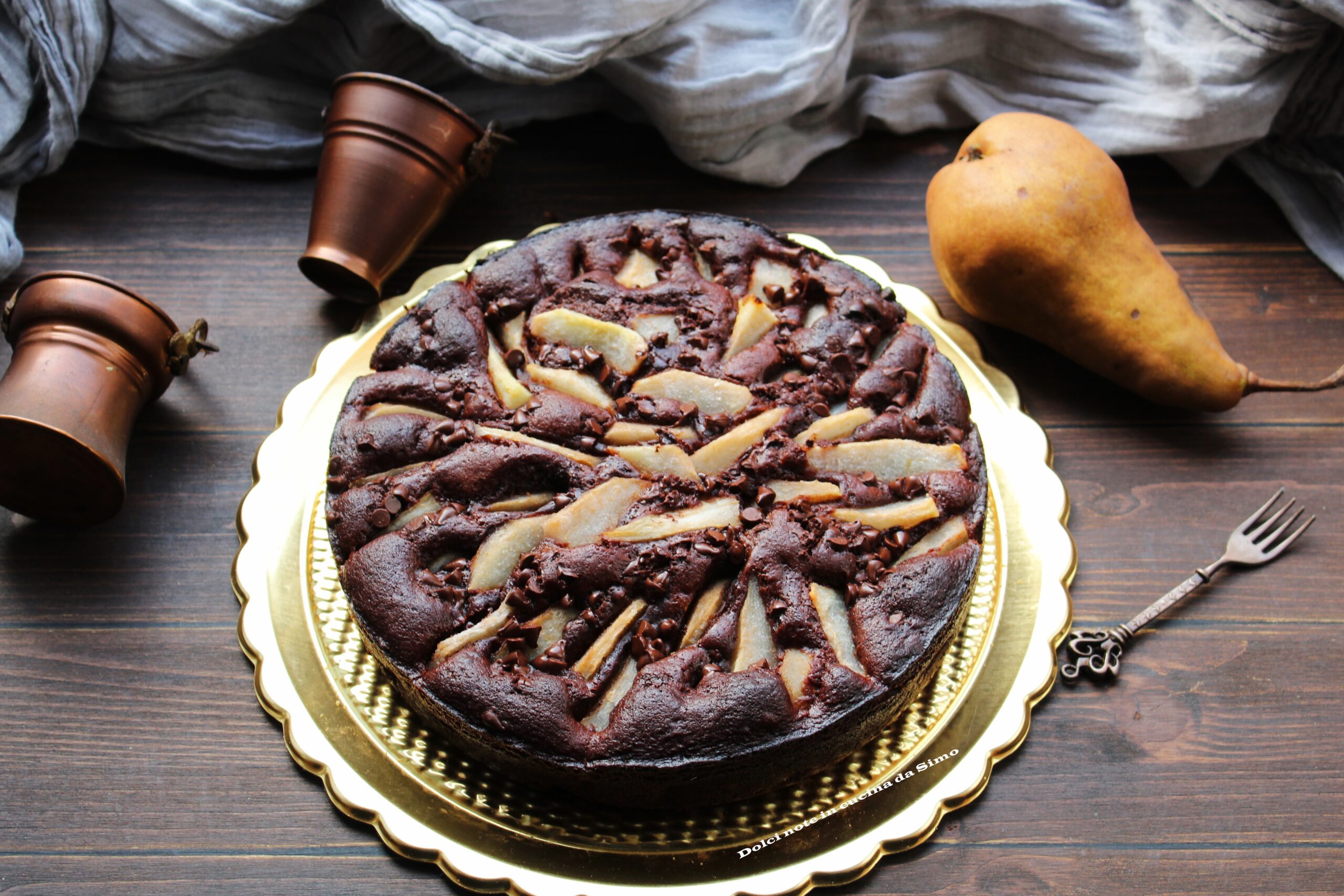 Torta soffice al cioccolato pere e yogurt
