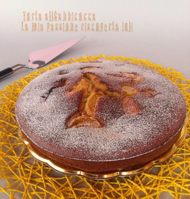 Torta soffice alle albicocche un dolce ripieno di albicocche