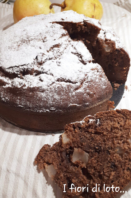 Torta soffice pere e cioccolato senza burro