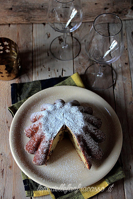 Torta speziata all’uvetta sultanina