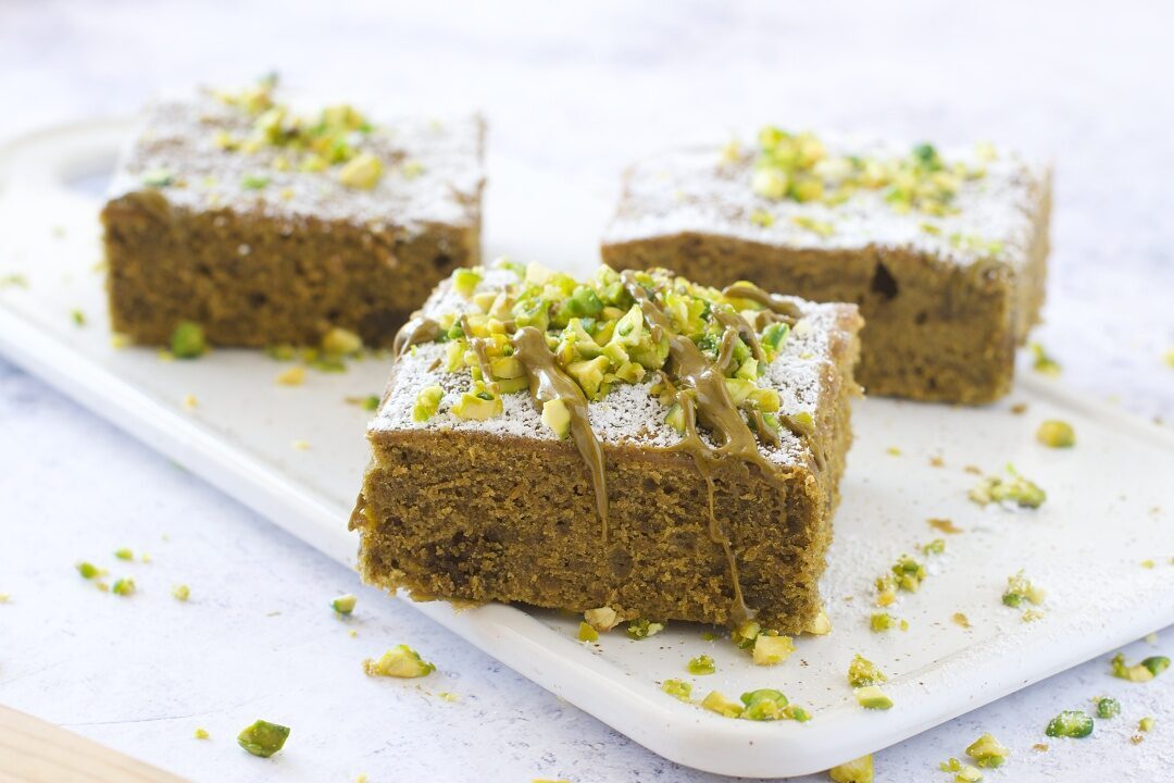 Torta tenerina al pistacchio (senza olio, senza burro)