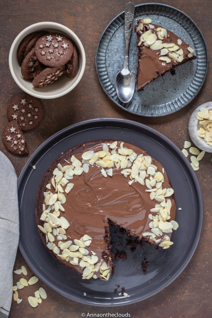 Torta tre ingredienti: ricetta furba e veloce!